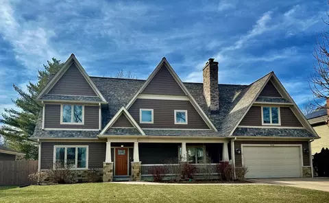 518 S Emerson St, Mount Prospect, IL 60056
