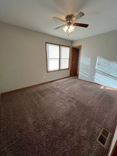 3212 S Cherry Ave, Mchenry, IL 60051 photo 9