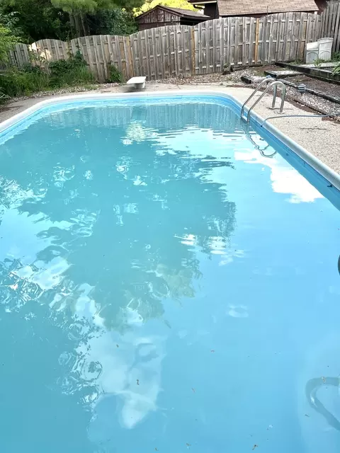 Exterior - 207 Brookside Dr, Elgin, IL 60123 photo 4 of 5