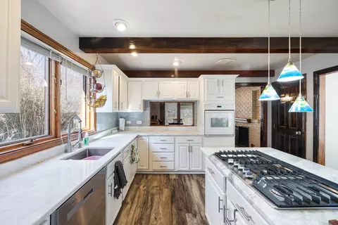 Kitchen - 207 Brookside Dr, Elgin, IL 60123 photo 4 of 4