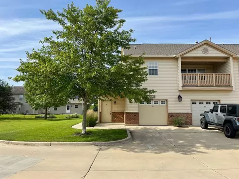 3731 Thornhill Cir #3731, Champaign, IL 61822