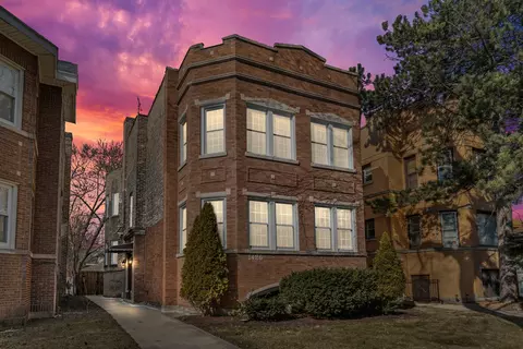 1426 N Austin Blvd, Oak Park, IL 60302