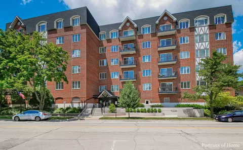501 Forest Ave #302, Glen Ellyn, IL 60137