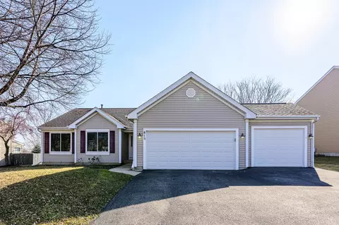 815 Breeze Dr, Lake Villa, IL 60046