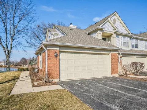 1644 Cayman Ct #1, Bartlett, IL 60103