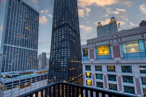 View/Area - 200 E Delaware Pl #31A, Chicago, IL 60611 photo 4 of 4