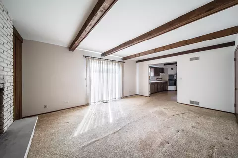 Bedroom - 447 Ridge Ct, Roselle, IL 60172 photo 2 of 3