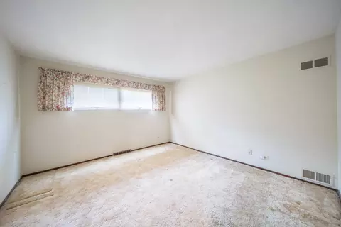 Other - 447 Ridge Ct, Roselle, IL 60172 photo 5 of 9