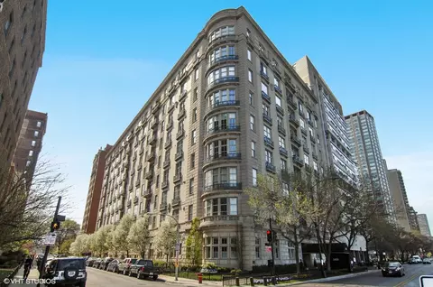 3400 N Lake Shore Dr #3A, Chicago, IL 60657