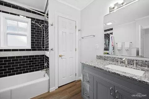 397 N Commonwealth Ave, Elgin, IL 60123 photo 12
