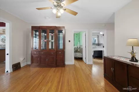 397 N Commonwealth Ave, Elgin, IL 60123 photo 10