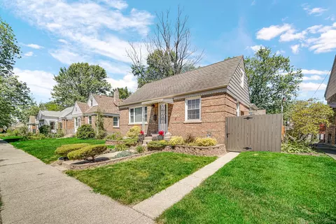 18021 Commercial Ave, Lansing, IL 60438