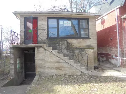 6638 S Vernon Ave, Chicago, IL 60637