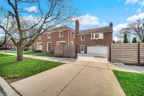 Exterior - 9400 S Pleasant Ave, Chicago, IL 60643 photo 6 of 7