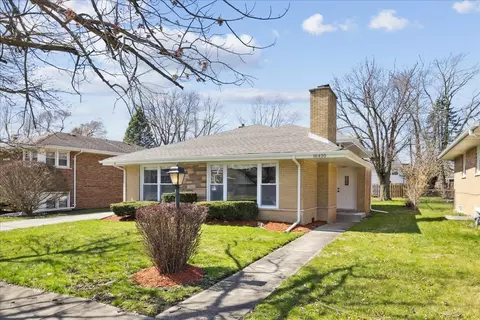 16430 Dobson Ave, South Holland, IL 60473