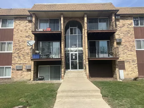 1025 Higgins Quarters Dr #4-109, Hoffman Estates, IL 60169
