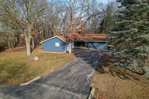 Exterior - 15692 E Timberlane Dr, Davis Junction, IL 61020 photo 2 of 26