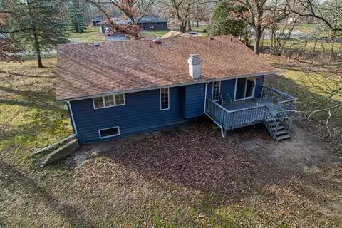 Exterior - 15692 E Timberlane Dr, Davis Junction, IL 61020 photo 14 of 26