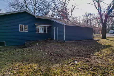 Exterior - 15692 E Timberlane Dr, Davis Junction, IL 61020 photo 23 of 26