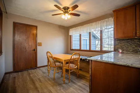 Dining - 15692 E Timberlane Dr, Davis Junction, IL 61020 photo 1 of 4