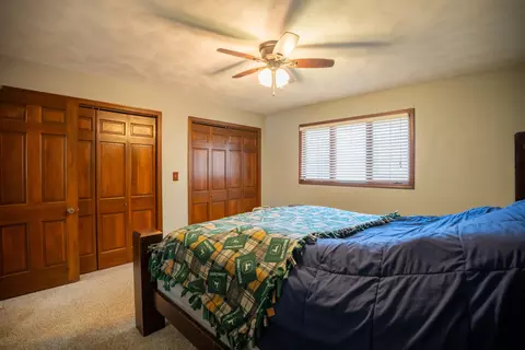 Bedroom - 15692 E Timberlane Dr, Davis Junction, IL 61020 photo 5 of 5