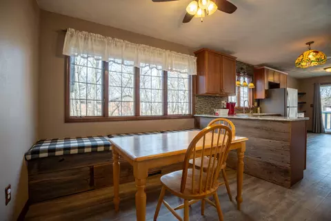 Dining - 15692 E Timberlane Dr, Davis Junction, IL 61020 photo 2 of 4