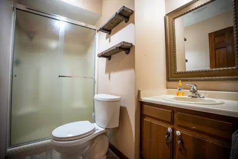 Bath - 15692 E Timberlane Dr, Davis Junction, IL 61020 photo 1 of 5