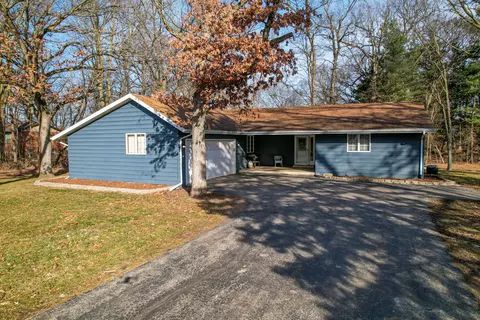 Exterior - 15692 E Timberlane Dr, Davis Junction, IL 61020 photo 5 of 26