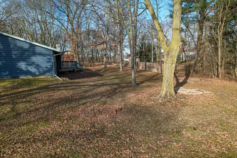 Exterior - 15692 E Timberlane Dr, Davis Junction, IL 61020 photo 12 of 26
