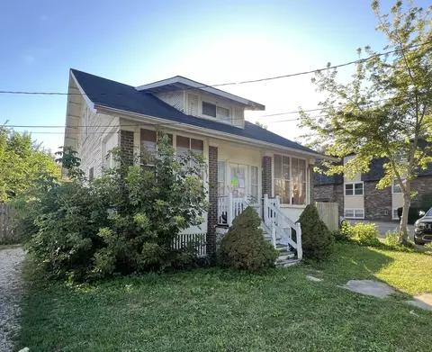 1009 Grand Ave, Waukegan, IL 60085