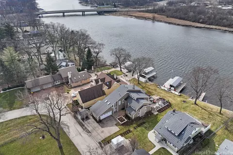 View/Area - 207 S Emerald Dr, Mchenry, IL 60051 photo 11 of 11