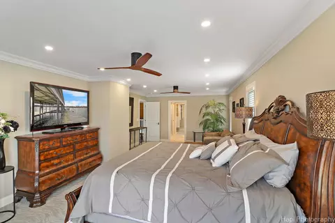 Bedroom - 207 S Emerald Dr, Mchenry, IL 60051 photo 1 of 3
