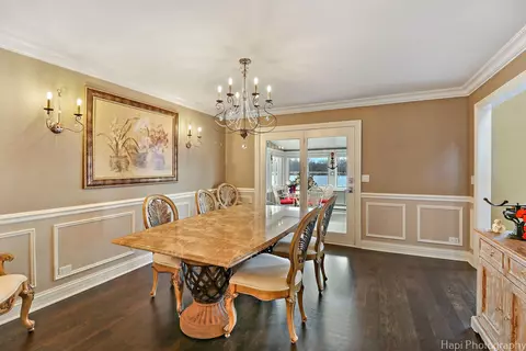 Dining - 207 S Emerald Dr, Mchenry, IL 60051 photo 3 of 5