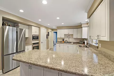 Kitchen - 207 S Emerald Dr, Mchenry, IL 60051 photo 1 of 3