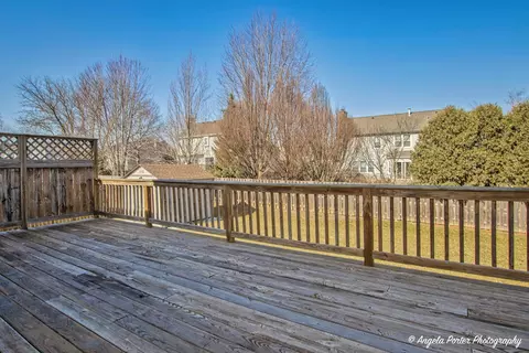 Exterior - 3606 Geneva Pl, Mchenry, IL 60050 photo 4 of 9