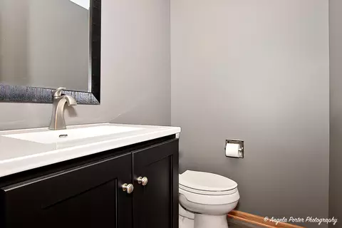 Bath - 3606 Geneva Pl, Mchenry, IL 60050 photo 1 of 4