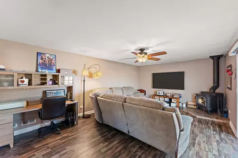 Living - 4526 W Jonquil Ln, Monee, IL 60449 photo 3 of 4