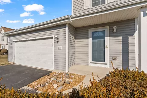 Exterior - 4526 W Jonquil Ln, Monee, IL 60449 photo 4 of 9