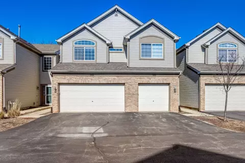 986 Park Hill Cir #986, Aurora, IL 60504