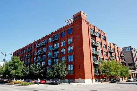 1000 W Washington Blvd #326, Chicago, IL 60607