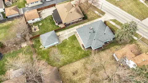 Exterior - 229 E Division St, Lockport, IL 60441 photo 3 of 9