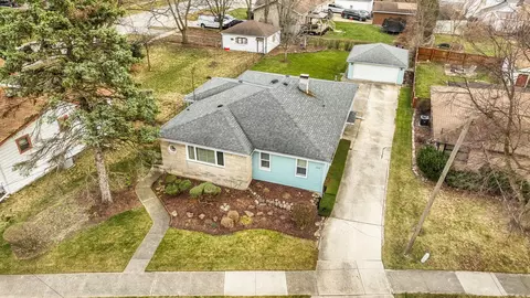 Exterior - 229 E Division St, Lockport, IL 60441 photo 2 of 9
