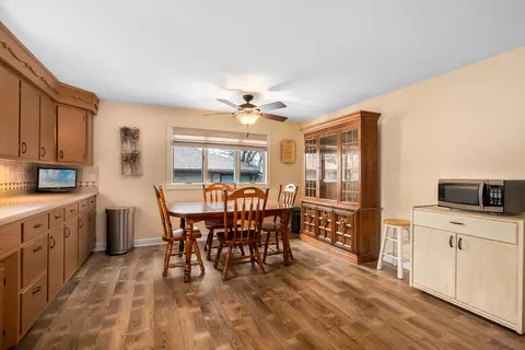 Dining - 229 E Division St, Lockport, IL 60441 photo 1 of 1