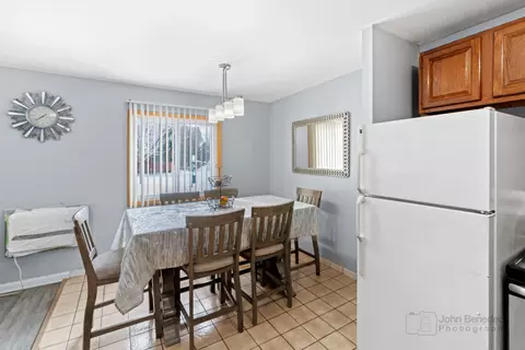 Dining - 2502 Algonquin Rd #1, Rolling Meadows, IL 60008 photo 2 of 2