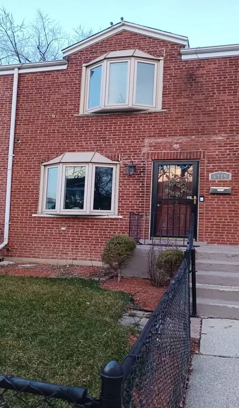 6419 S Long Ave, Chicago, IL 60638