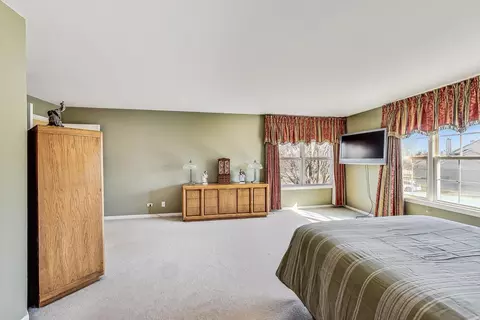 Bedroom - 1474 Anvil Ct, Bartlett, IL 60103 photo 4 of 15