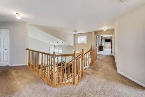 Entry Way - 1474 Anvil Ct, Bartlett, IL 60103 photo 4 of 4