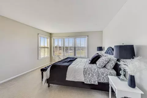 Bedroom - 1474 Anvil Ct, Bartlett, IL 60103 photo 7 of 15