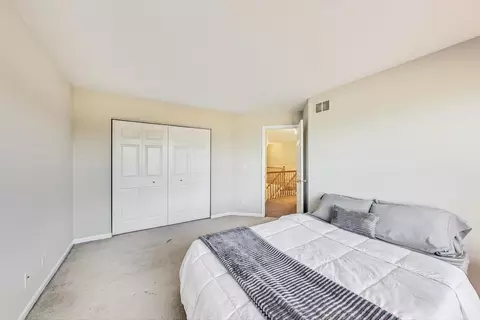 Bedroom - 1474 Anvil Ct, Bartlett, IL 60103 photo 15 of 15