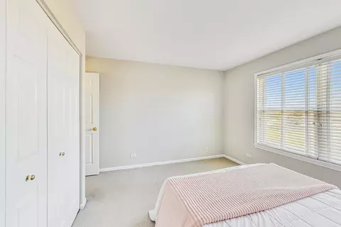 Bedroom - 1474 Anvil Ct, Bartlett, IL 60103 photo 11 of 15